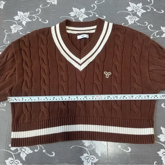 Aritzia TNA Clay Crop Varsity Sweater Sweater Sz Small - Picture 5 of 6
